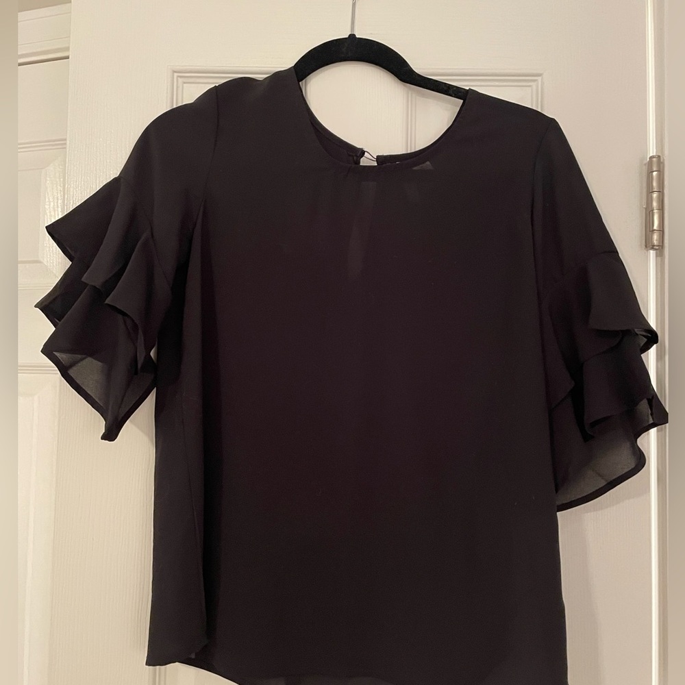 Flowy flutter sleeve top